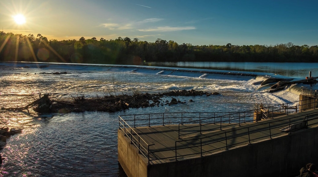 The view at the end of the canal trail from Columbia's Riverfront Park. It is a beautiful city park! For a video guide of the park and trail, please visit: https://www.hdcarolina.com/episode/riverfront-park-canal-trail