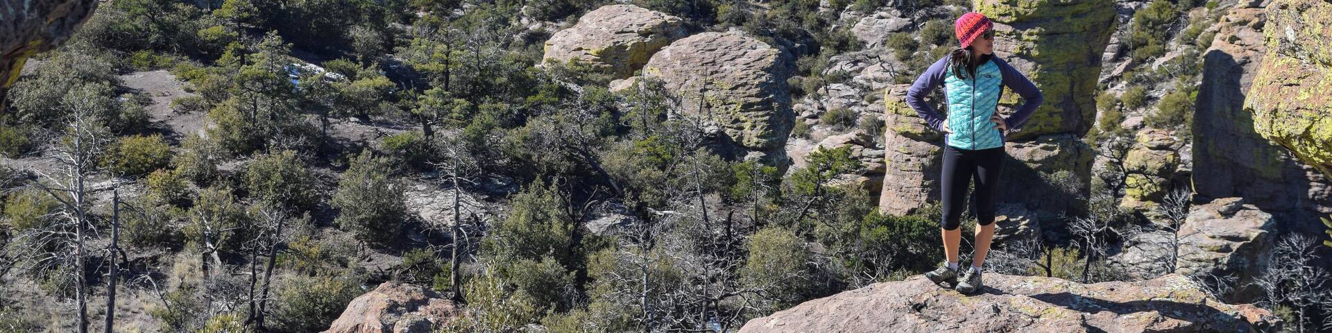 When you think of #arizona, most of the hype goes to the Grand Canyon, Petrified Forest National Park, or Antelope Canyon. However, Southern Arizona has its own awesome nature! This photo was taken at #chiricahuanationalmonument, just 1.5 hours South of #tucson. And the best part is, it's free and un-crowded! You can read more about how to get here and what to do on my blog post: https://culturalfoodies.com/2019/12/31/what-to-do-and-where-to-eat-in-tucson-arizona/
#lifeatexpedia
#livetotravel
#travel
#wintergetaway
#sun