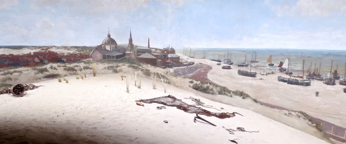 Den Haag Panorama Mesdag  
Panorama Mesdag is een cilindervormig schilderij van ongeveer 14 meter hoog en met een omtrek van 120 meter. Het schilderij, dat een van de oudste 19e-eeuwse panorama's in de wereld is, is een vergezicht op de Noordzee, de duinen, Den Haag en Scheveningen