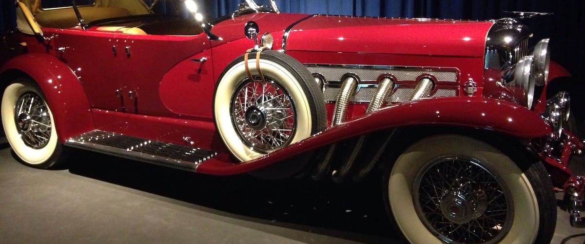 Biggest car museum in the world is located in Den Haag, Holland. #cars #kidsfun #travel Absolutely amazing collection of cars. Travel through history of vehicles from 18th to 21st century. And finish your travel in a stylish museum cafe.
