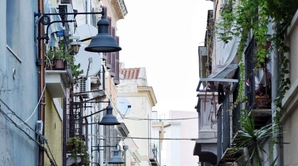 Around Villanova, Cagliari