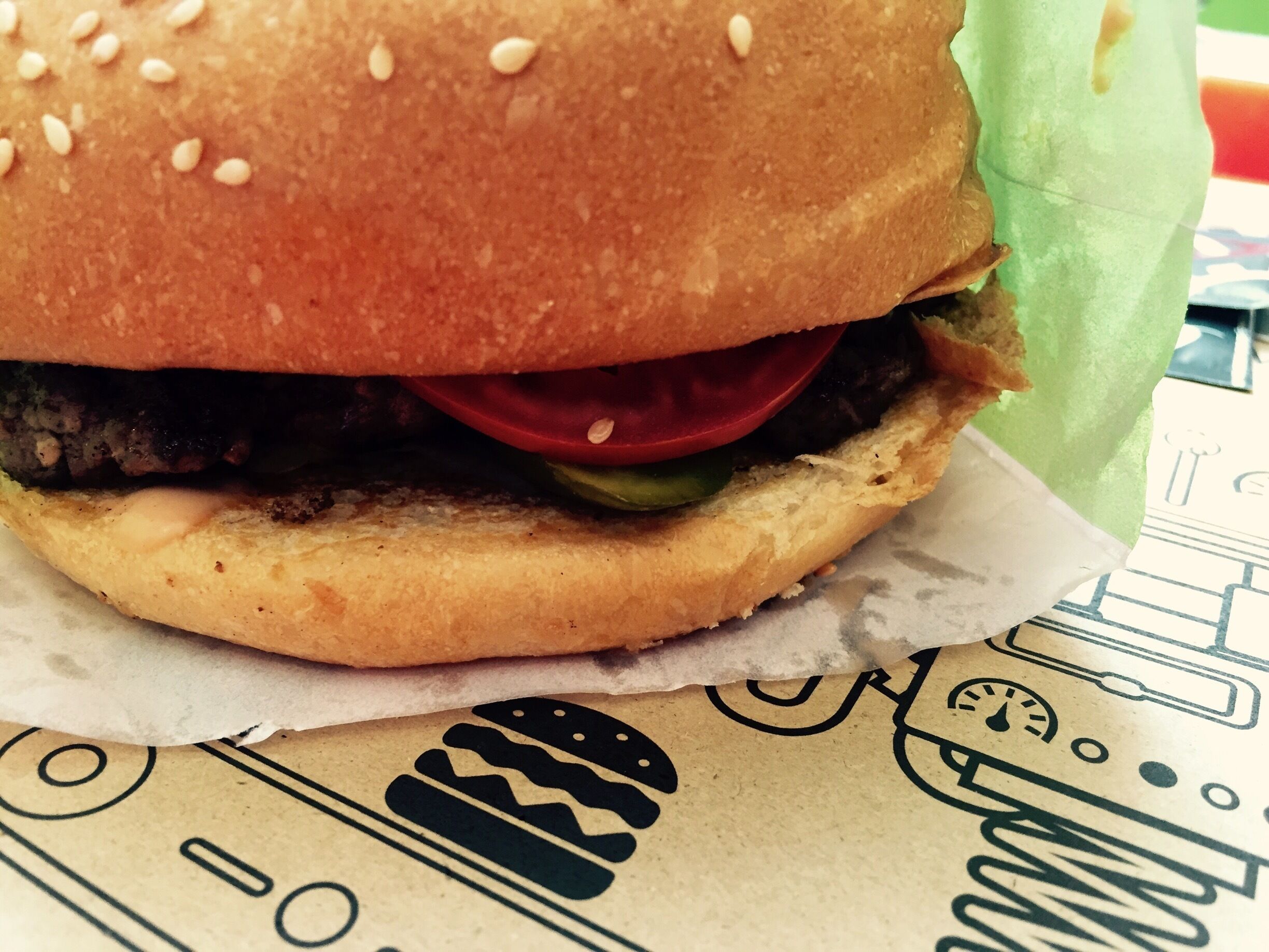 Burger Factory...
Enjoy it 🍔