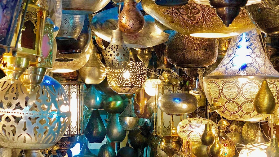 Remember to shave off at least 30-50% of their asking price when buying stuffs here