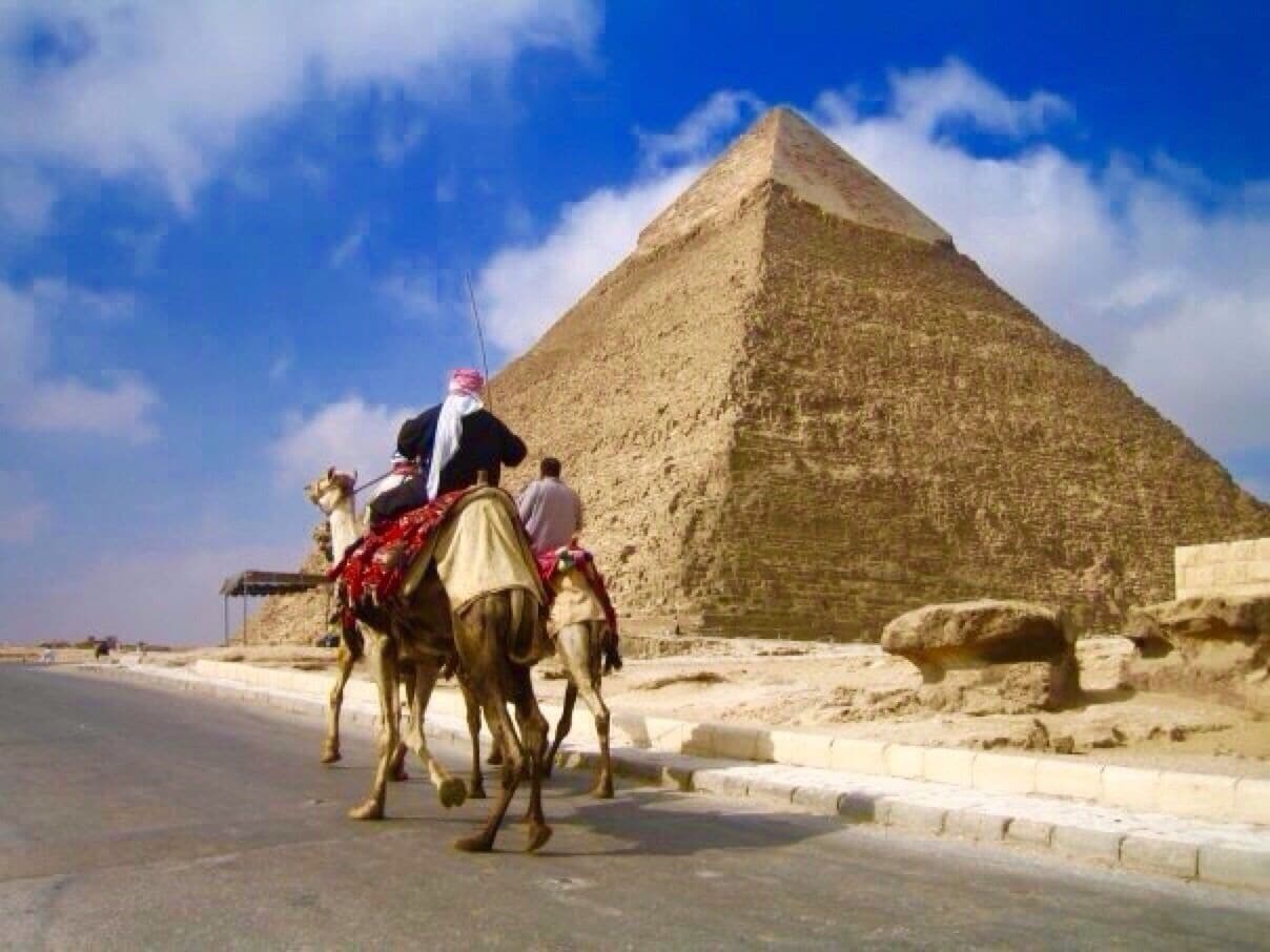 #roadtrip to the pyramids in Egypt. #ontheroad