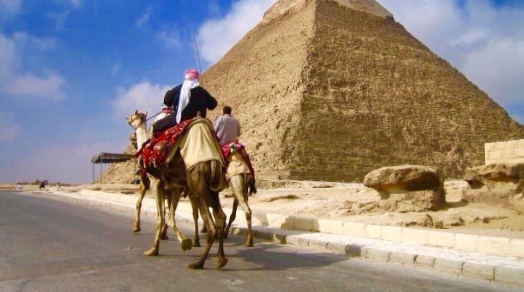 #roadtrip to the pyramids in Egypt. #ontheroad