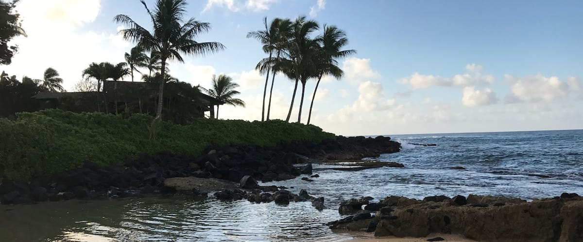 A small secluded beach amongst some lovely vacation homes