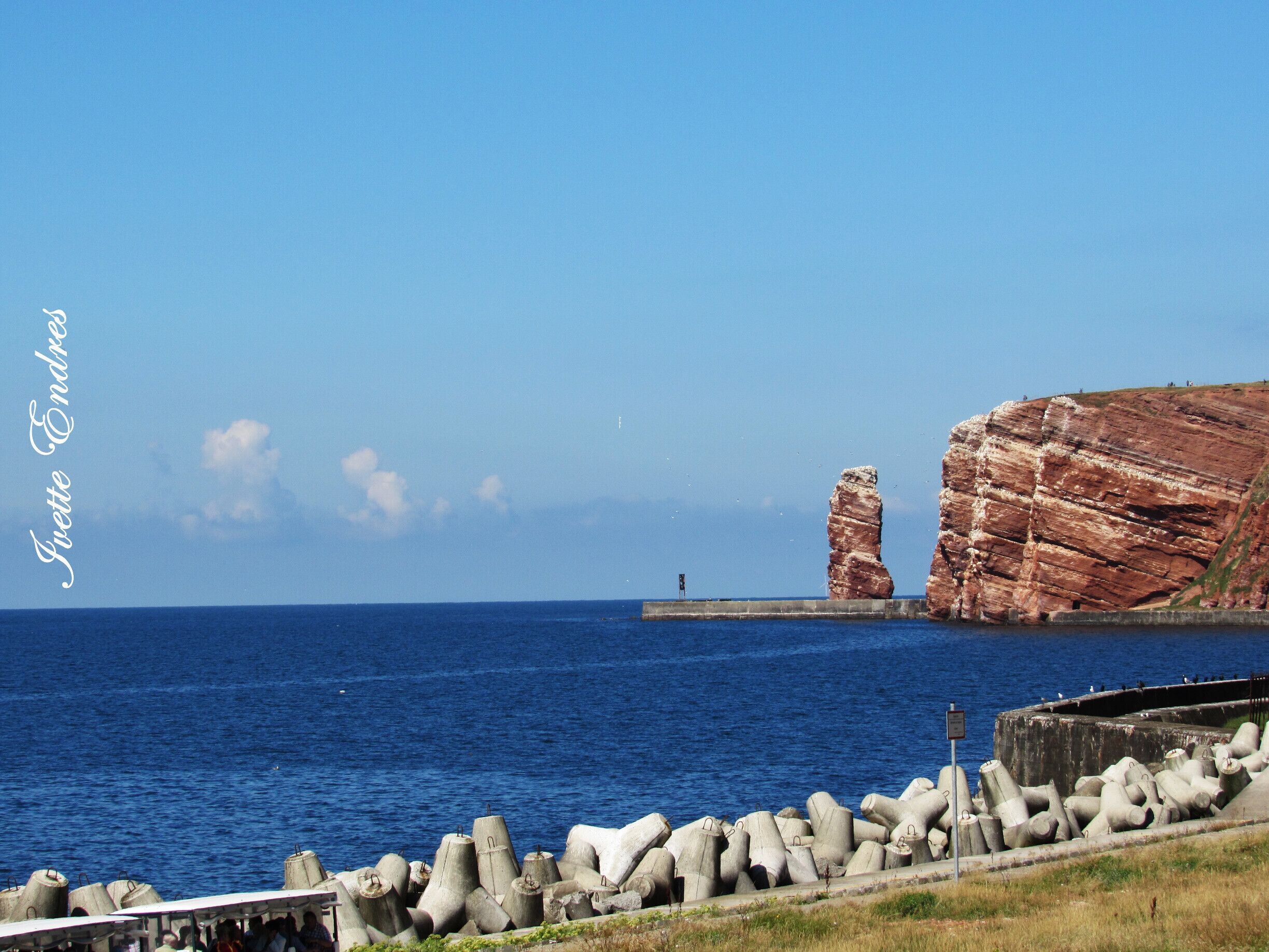 In summer you can get good pictures without freezing ;)