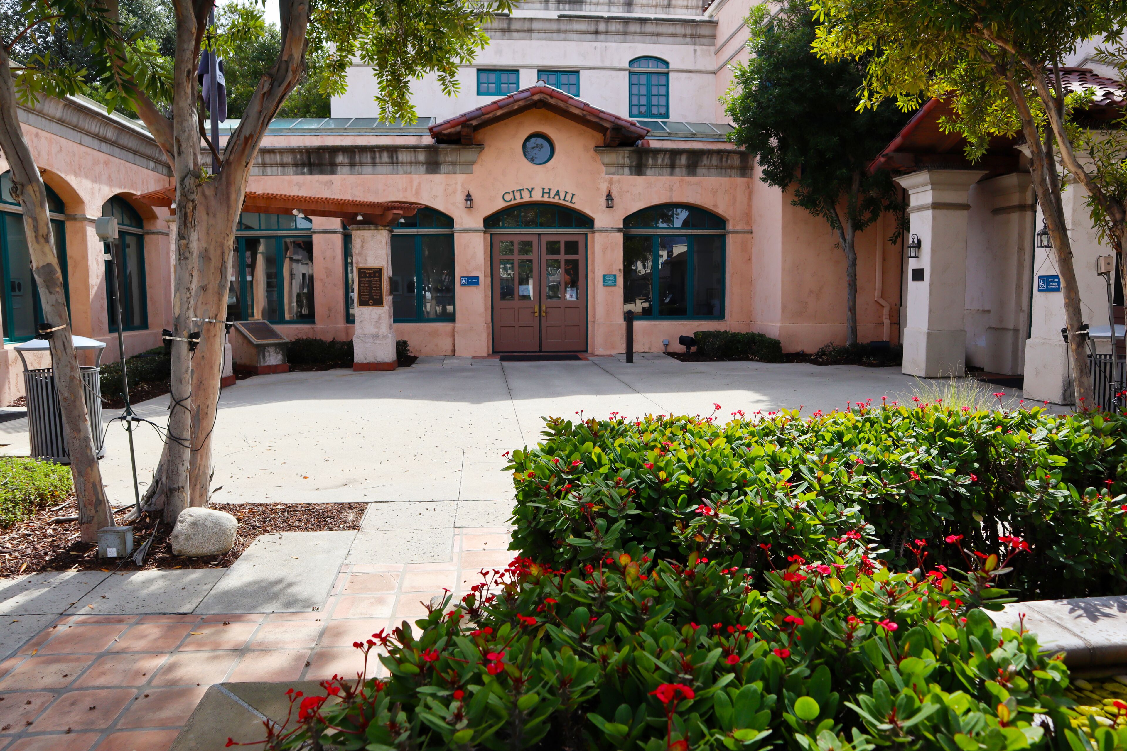 Covina, California: Covina City Hall – Civic Government Building at 125 E College Street