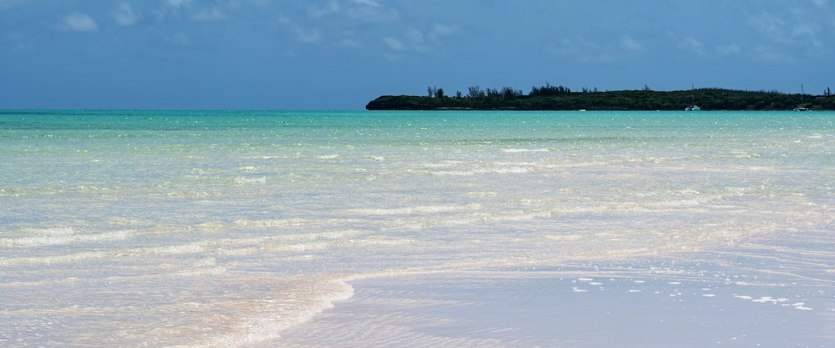 Beautiful Sandbar on the Spanish Wells in the Bahamas