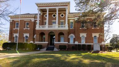 Covington County Courthouse in Collins, MS