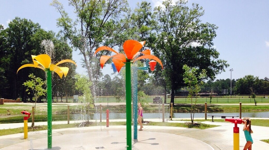 Free Splash Area at Coquille Sports Complex
Visit Frugal Family Travlers blog to learn more about this great location and to discover more great places like this:
http://frugalfamilytravelers.blogspot.com/2014/06/have-you-ever-park-hopped.html?m=0
Follow us on Facebook: https://www.facebook.com/frugalfamilytravelers?ref=hl
#waterlust