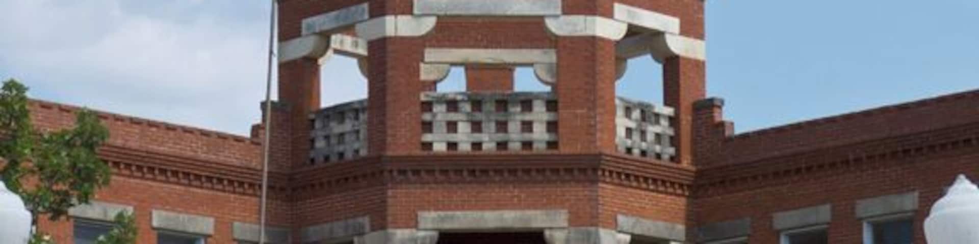 Old Bartlett School, Bartlett Texas
#architecture #tnkarts #building #rotunda #urban #historic #austintx #austin #texas