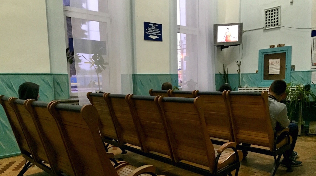 When your train arrives at 0430, you hang out in this waiting room for a few hours. It was warm and quiet, and I didn't have to wander the city in the dark.