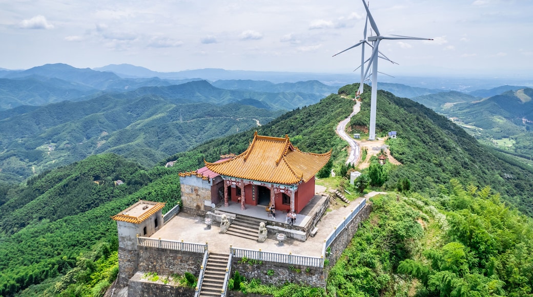 Pengyuan Temple, Pengyuanxian Forest Park, Hengyang City, Hunan Province
