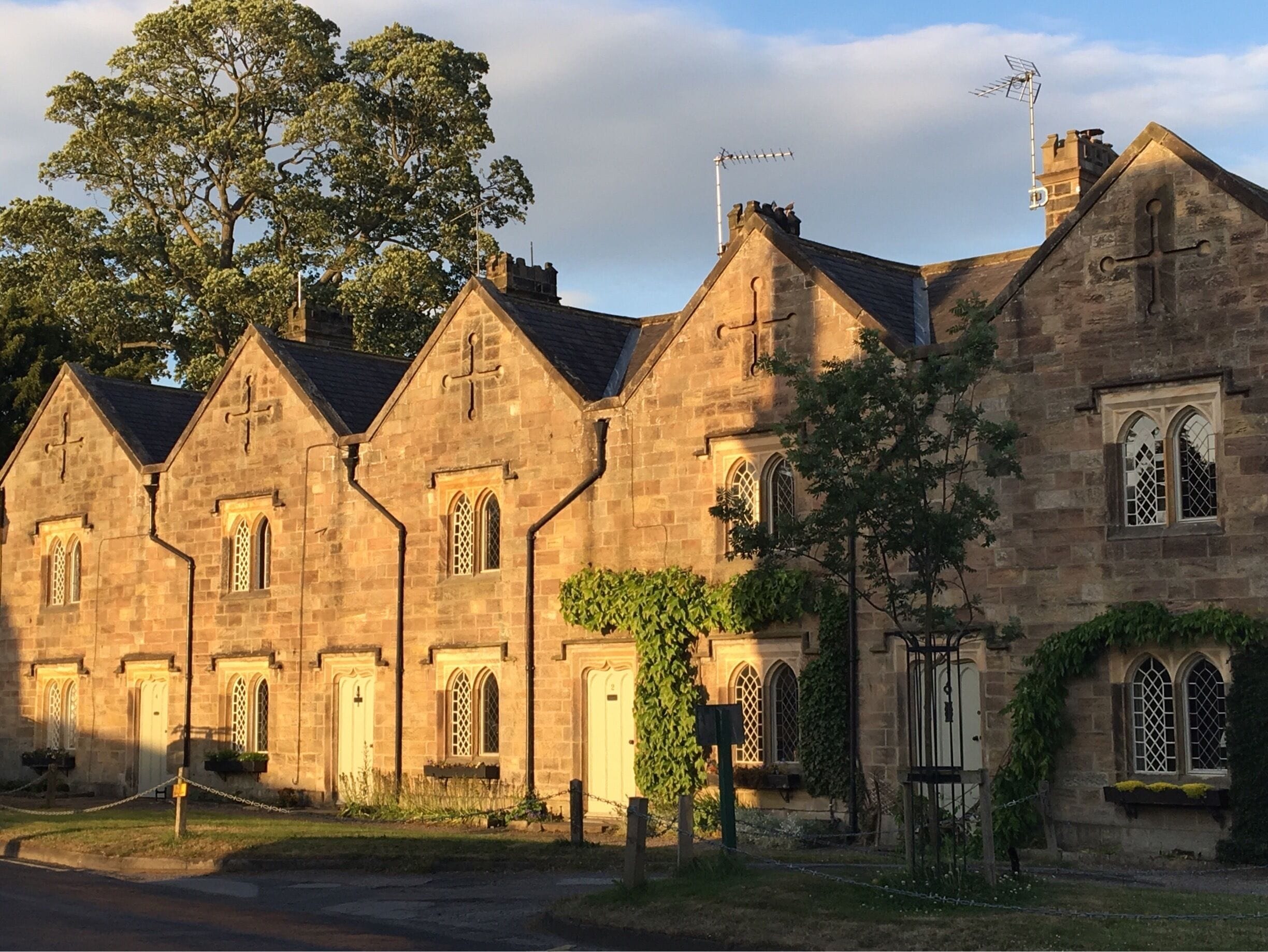 Beautiful village next to Ripley castle.