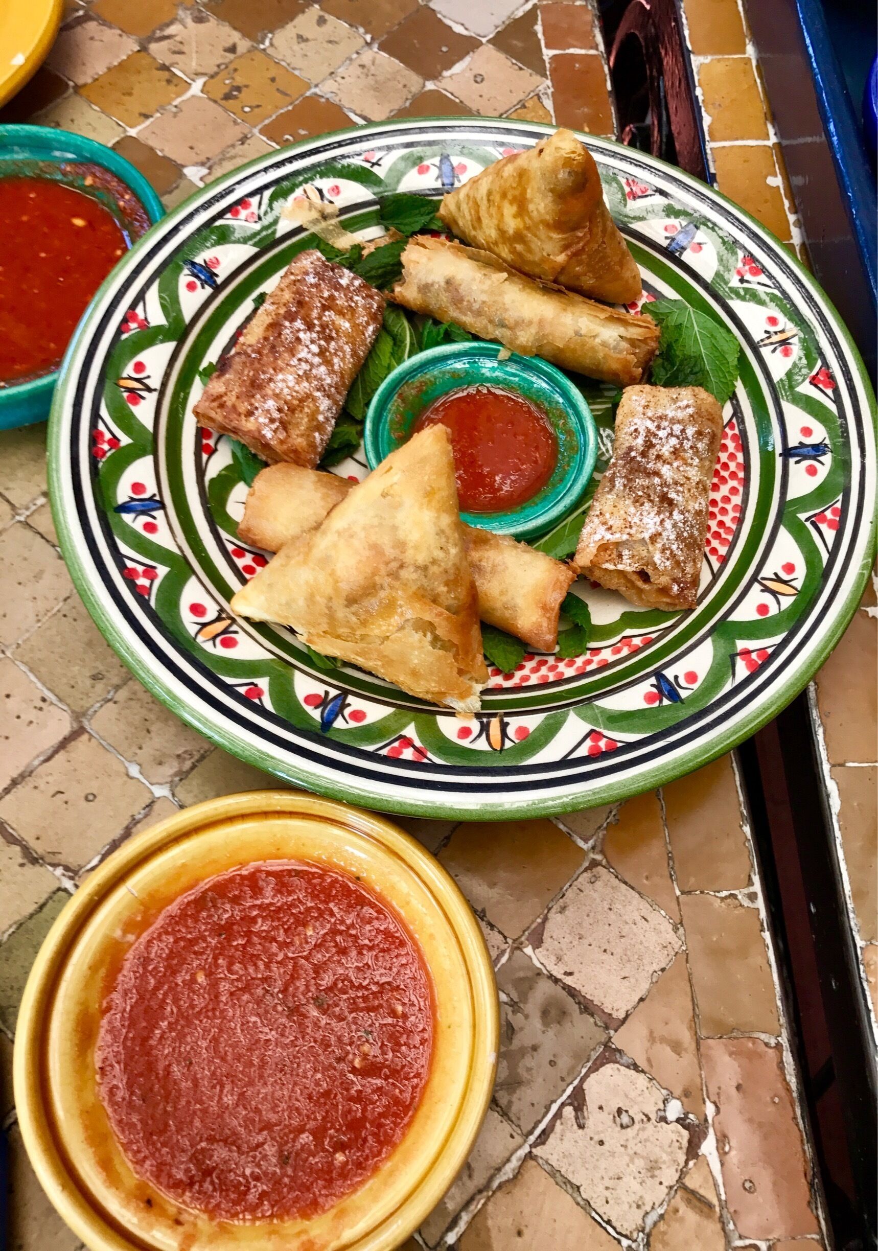 #foodiefinds

La squala has a great local atmosphere and the food is amazing.  Highly recommend.  