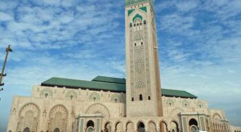 Hussain II Mosque, stunning building.