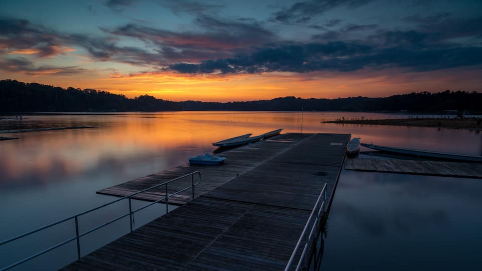 Warm Horizons