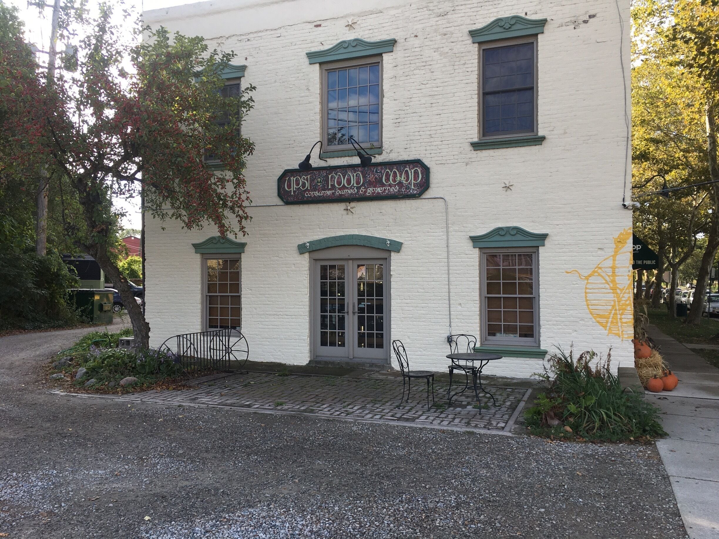 Love how old this looks! 