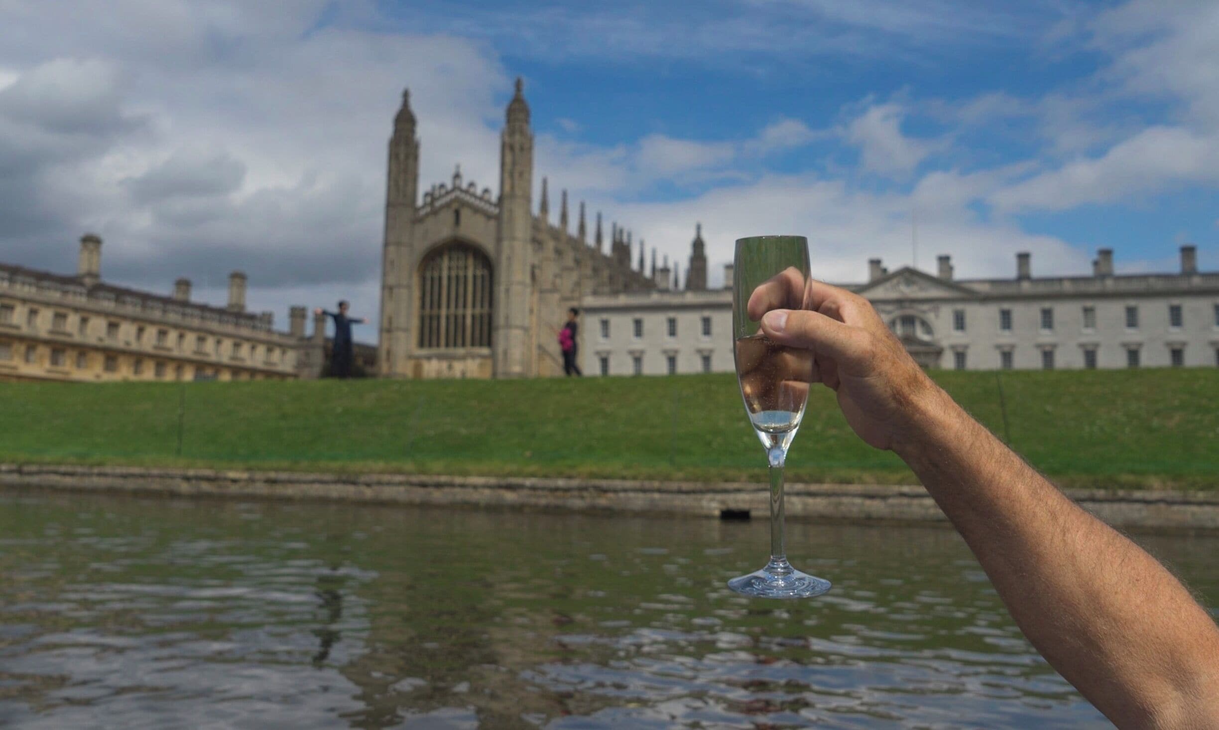 Cheers for the British Traditon