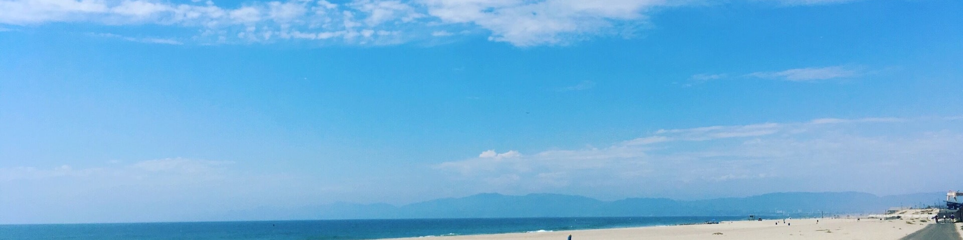 Every day I can, I head out for my lunch and walk along the sea. Living in Southern California means I can #takeahike anytime I want with a gorgeous view 💕