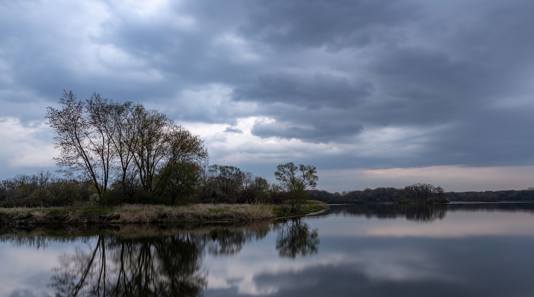 Sunset at Busse Lake, Busse Lake Boating Center, Elk Grove Village, Illinois