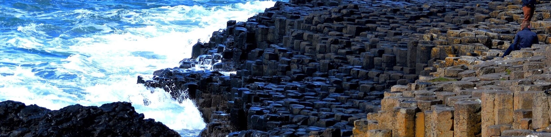 #Blue -day trip from Dublin included a bucket list item - a visit to Giant's Causeway on the northern Irish coast!
#BestOf5