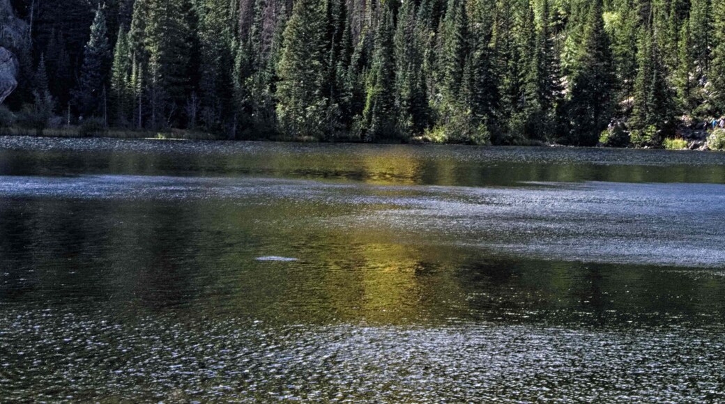 This was a lake we stopped and saw just a few hundred feet from the parking lot.