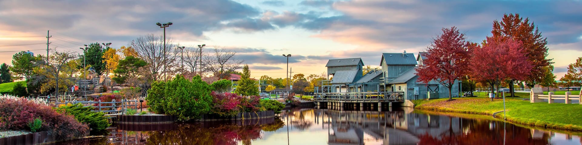 Prairie Lakes Park in Des Plaines Town of Illinois
