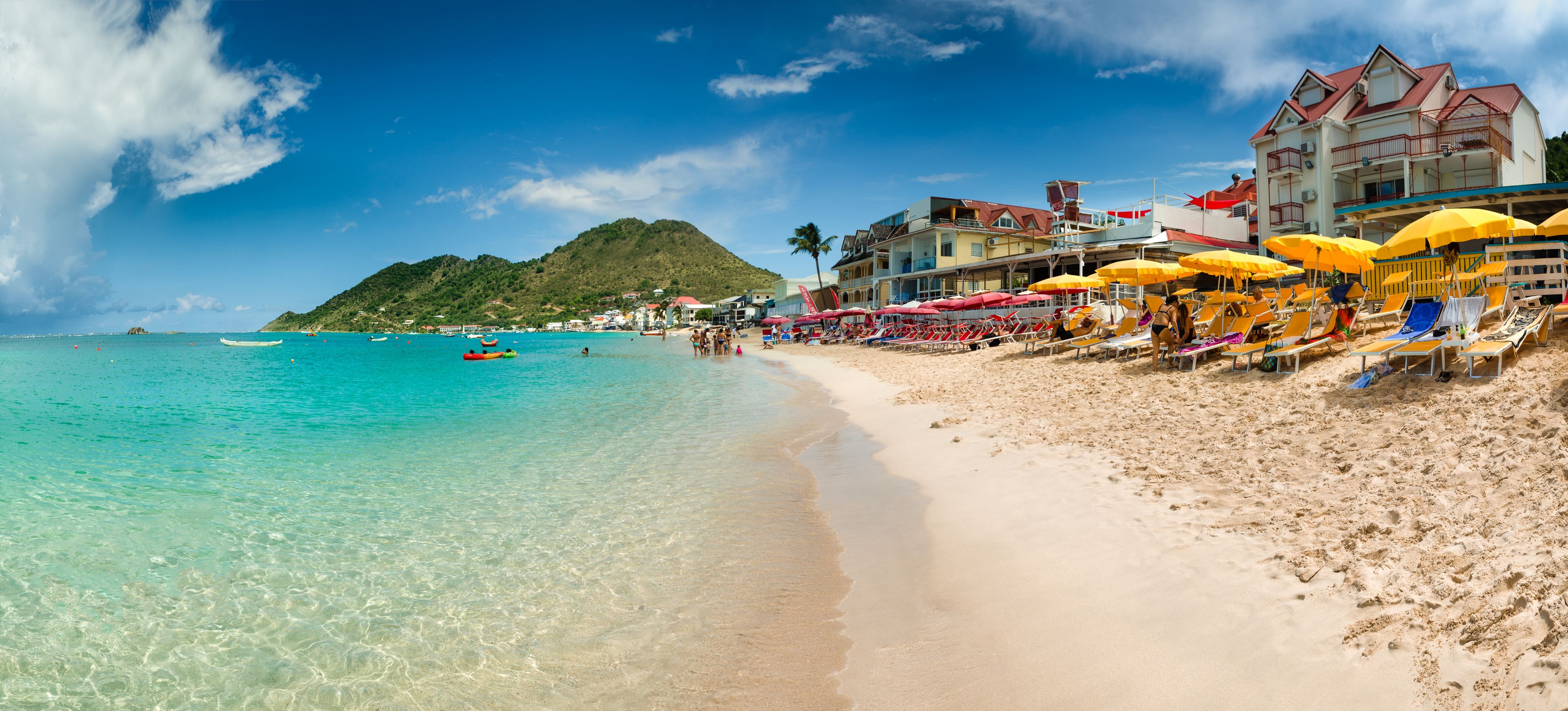 La plage de Grand Case à Saint-Martin