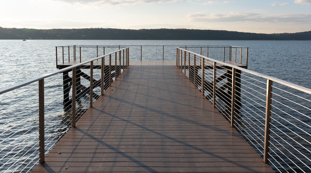 Hudson River lookout point at the waterfront park in Dobbs Ferry, New York.