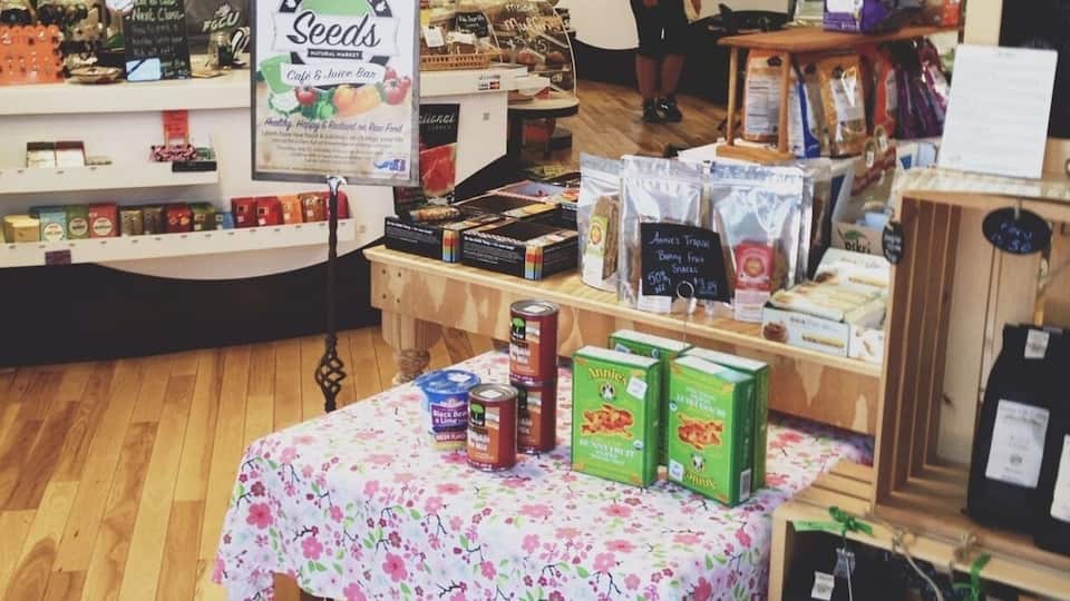 A great collection of organic & local products for your kitchen, bath & home. The cafe in the back is delightful, with smoothies, juices, wraps & salads all prepared fresh with as many local & organic ingredients as possible. Stop in and try the La Fiesta wrap, and grab some locally roasted coffee beans on your way out!