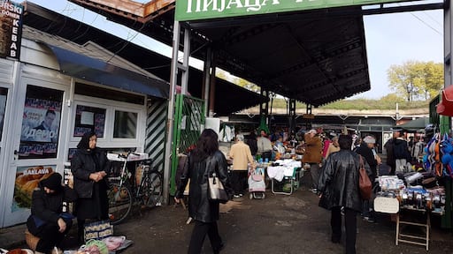 Was difficult to translate, but it's the market near the Nis Fortress. People are literly everywhere selling their stuff, even outside the market, on the streets, out of their cars, on the bushes, etc. It was nice to look around and see everything.