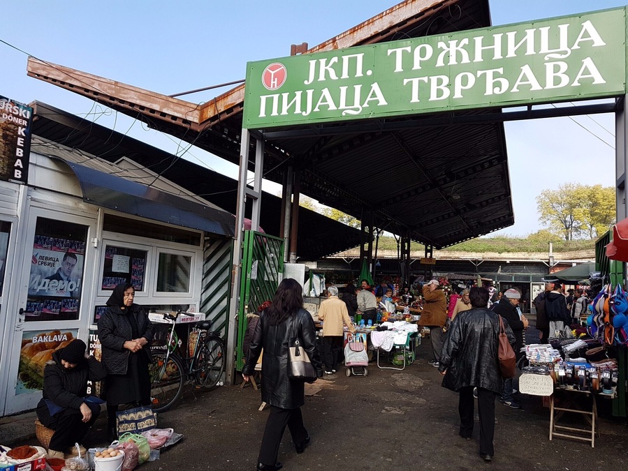 Was difficult to translate, but it's the market near the Nis Fortress. People are literly everywhere selling their stuff, even outside the market, on the streets, out of their cars, on the bushes, etc. It was nice to look around and see everything.