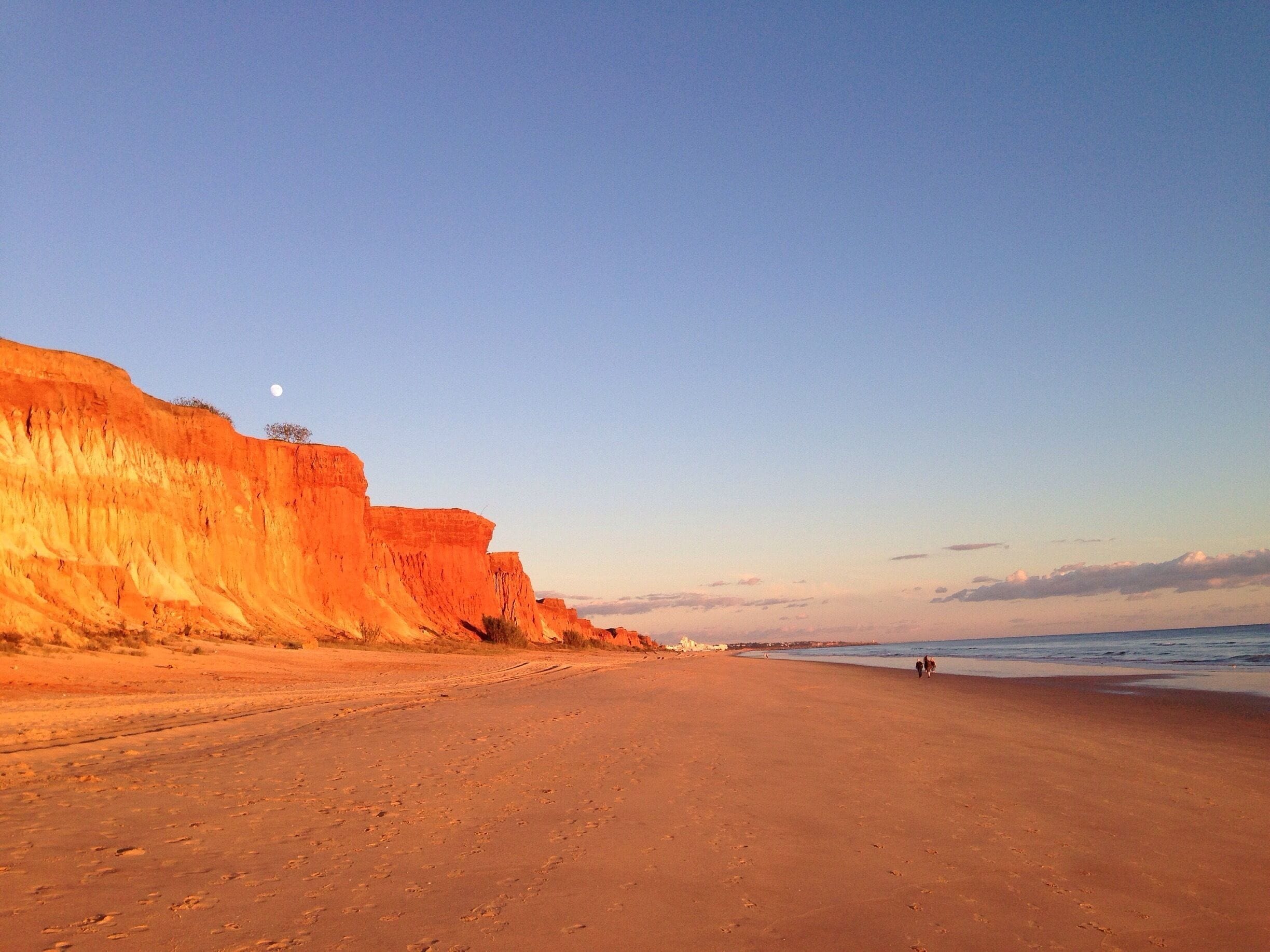 This photo is un-edited. There is no filter applied to it. Mother Nature captured in a moment of intense Beauty and Serenity.

When I came to have a walk here, I could hardly believe what I saw. I have come here so many times since I'm a little girl but never wandered down to the beach just before the sun sets. The beautiful cliffs at Falesia beach are illuminated by the reddish glow of the sun. This time of the year this place is practically empty. The only thing you can you hear: the soft meditative sound of the ocean.

So thankful for this special moment - a moment that was all mine. 
#alifefullofserendipity #serendipitytess #travel #travelling #traveling #travelblog 