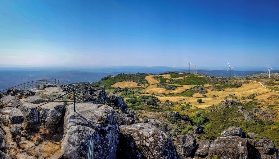 Peace of mind and natural beauty in #Caramulinho viewpoint!
#Caramulo #mountain #nature #europe #instatraveling #travelgram #traveltheworld #visitportugal #igersportugal #portugalalive #portugalcomefeitos #portugal #sharing_portugal #topportugalphoto #discoverportugal #ig_portugal #portugal_em_fotos #super_portugal #portugalvisuals #portugalemclicks #findout_portugal #amar_portugal #portugallovers #RevealPortugal #weshareportugal #portugaladdict #portugal_gems #travel #travelphotography
