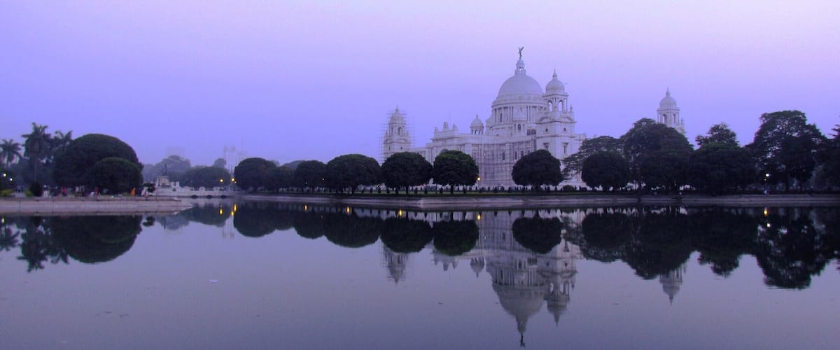 The Beauty of Victoria Memorial in the Evening.
The Memorial was constructed in the Honour of Queen Victoria-i by the British Raj under the stewardship of Lord Curzon,the then Viceroy in India.