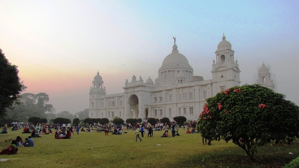 Victoria Memorial in Kolkata,the erstwhile capital of British India was made in honour of the then Queen Victoria of Great Britain, is presently a Landmark Tourist Place.