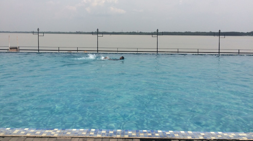 Swim by the River!! 😀😀