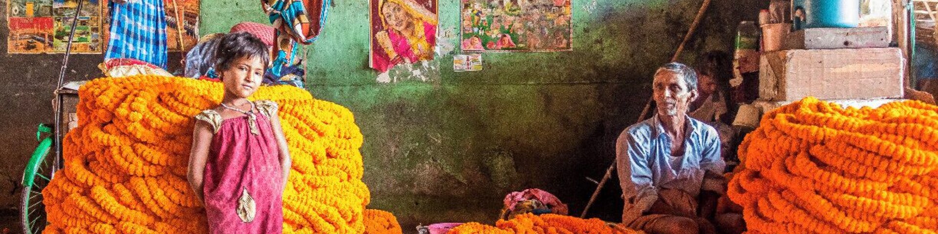 There is a huge flower market on the banks of the Hoogly river in Kolkata, this is under the Howrah bridge.