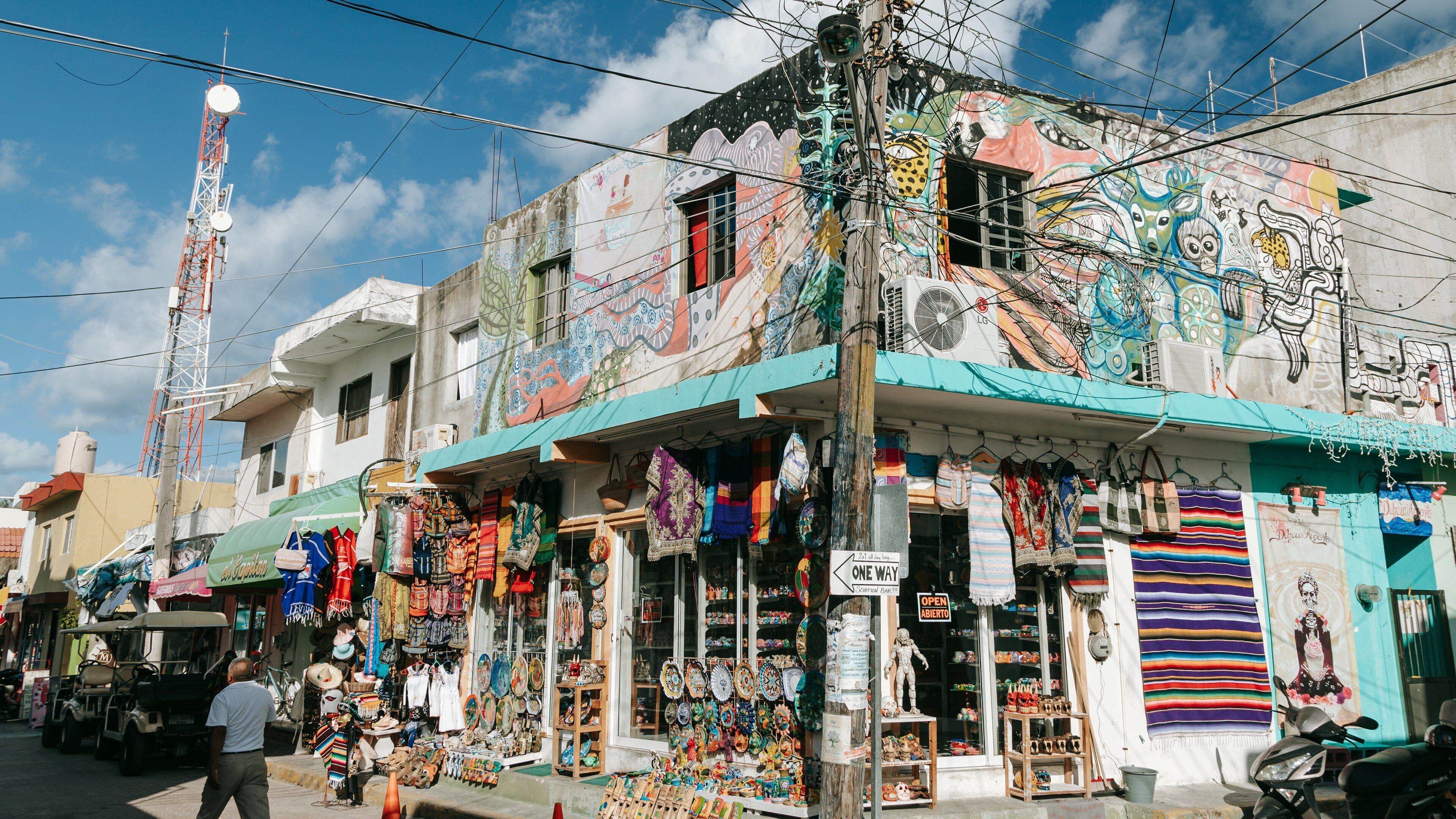 Isla Mujeres which includes street scenes