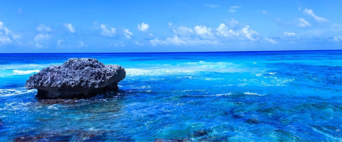 I always enjoyed being with friends and family every occasion until that day. June 2017,I took my first solo trip to Cancun,Mexico and fell in love with myself.I explored my interests, appreciated food and interacted with local people more. Still I couldn’t visit Underwater museum after diving due to fear of being alone,mostly. But I returned to ocean next day, sat there,enjoyed the breeze,waved to waves,took pretty photographs like this and then I knew I will be back to complete the Scuba dive.