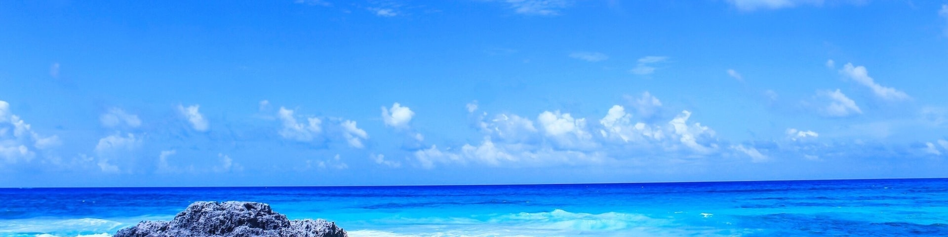 I always enjoyed being with friends and family every occasion until that day. June 2017,I took my first solo trip to Cancun,Mexico and fell in love with myself.I explored my interests, appreciated food and interacted with local people more. Still I couldn’t visit Underwater museum after diving due to fear of being alone,mostly. But I returned to ocean next day, sat there,enjoyed the breeze,waved to waves,took pretty photographs like this and then I knew I will be back to complete the Scuba dive.