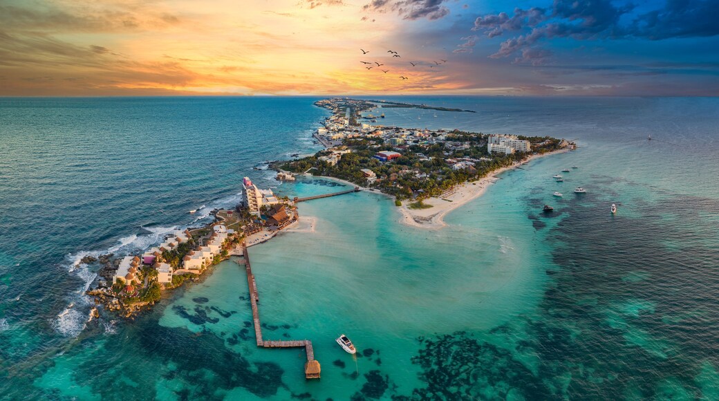 isla mujeres island near Cancun Mexico with sunset