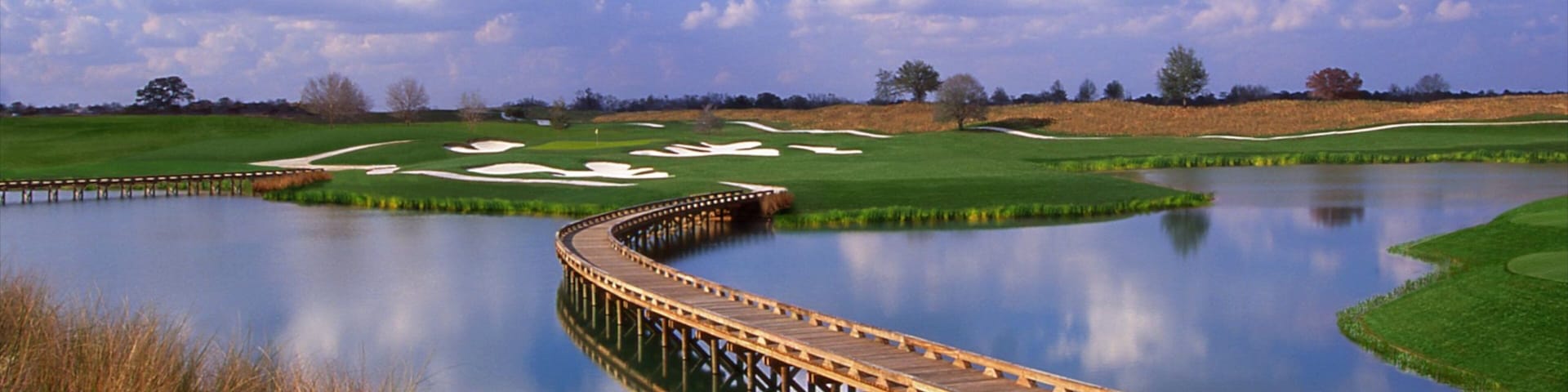 Orlando which includes a pond, a bridge and golf