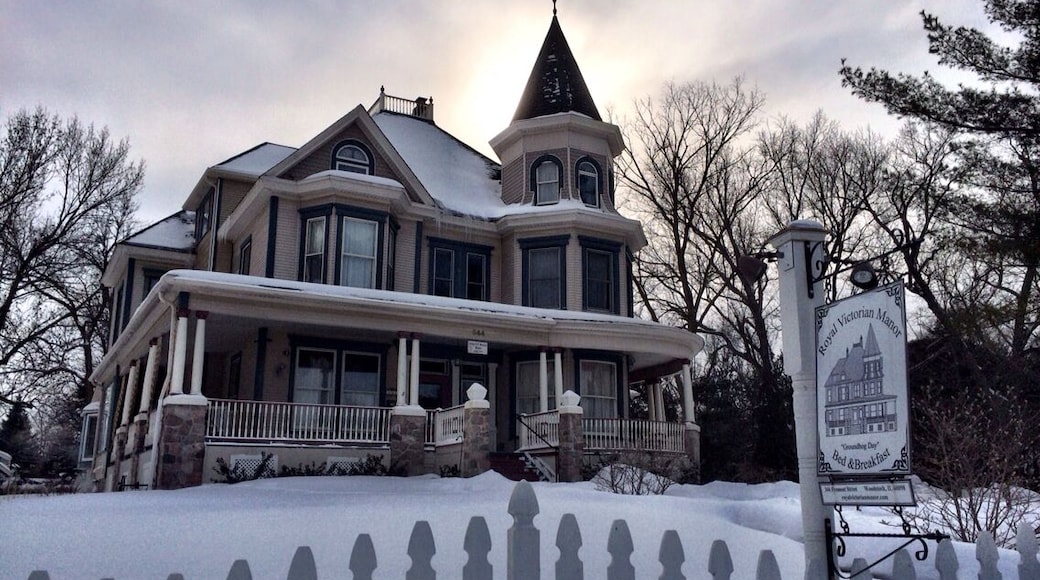 The bed & breakfast Bill Murray's character stayed at in the movie Groundhog Day!
#localgem