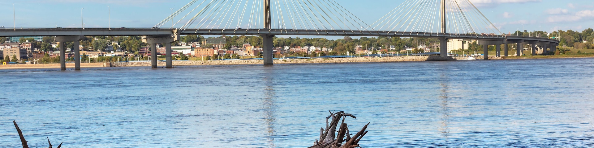 Scenic view of the Clark Bridge across the Mississippi River from Missouri to Illinois with Alton behind it