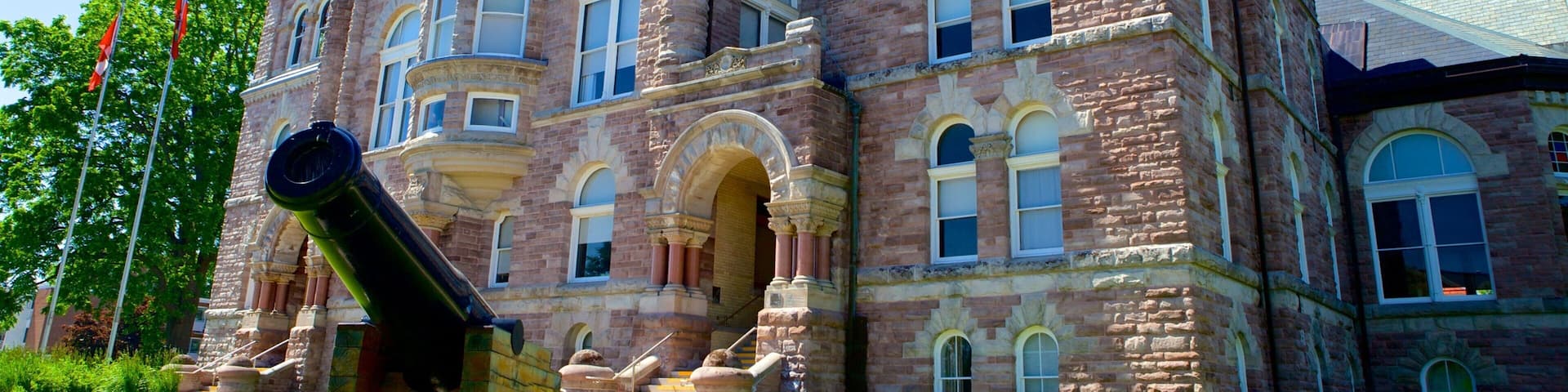 Woodstock qui includes patrimoine architectural et articles militaires