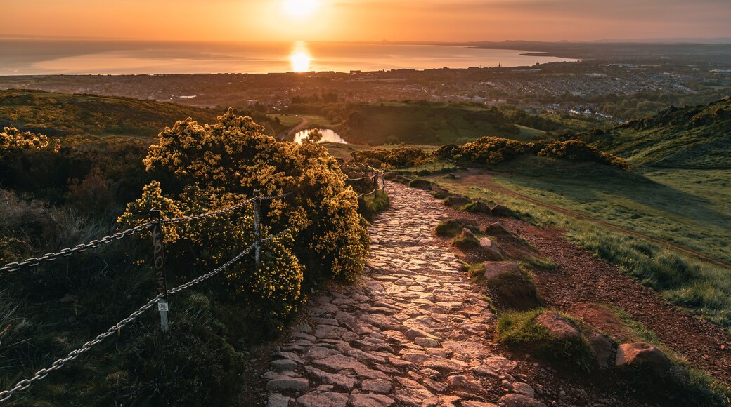 The sunrise view of the walking trails to the Arthur's Seat in the Holyrood Park