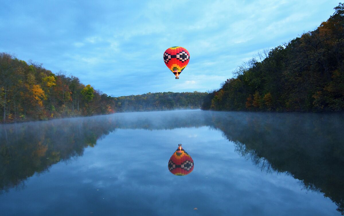 Andy Williams at Galena on the Fly has some of the most beautiful scenery for his balloon. If he knows I am taking pictures he will use gas to get the balloon to glow which makes an amazing difference in the image. If you to Galena a balloon ride with Andy is a must.